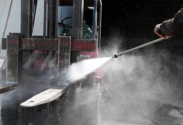 Garage Pressure Washing in Knoxville, TN